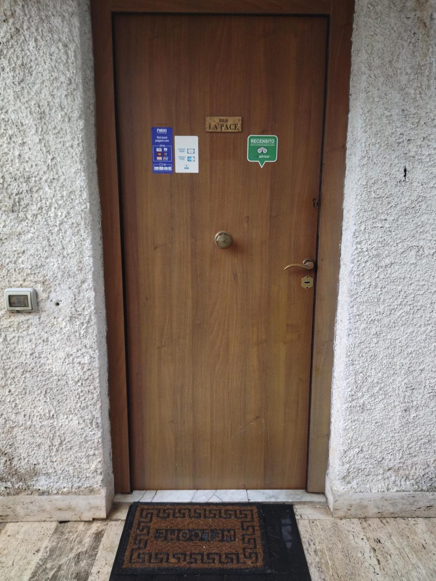 B&B La Pace Ардеа Екстериор снимка